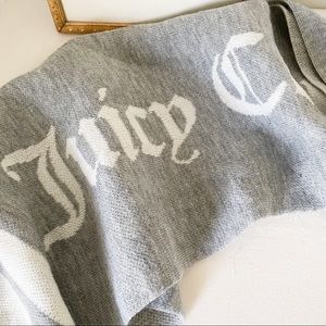 Juicy Couture / Grey Scarf